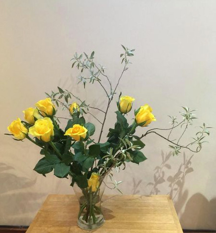 Materials in a vase - Ikebana for you